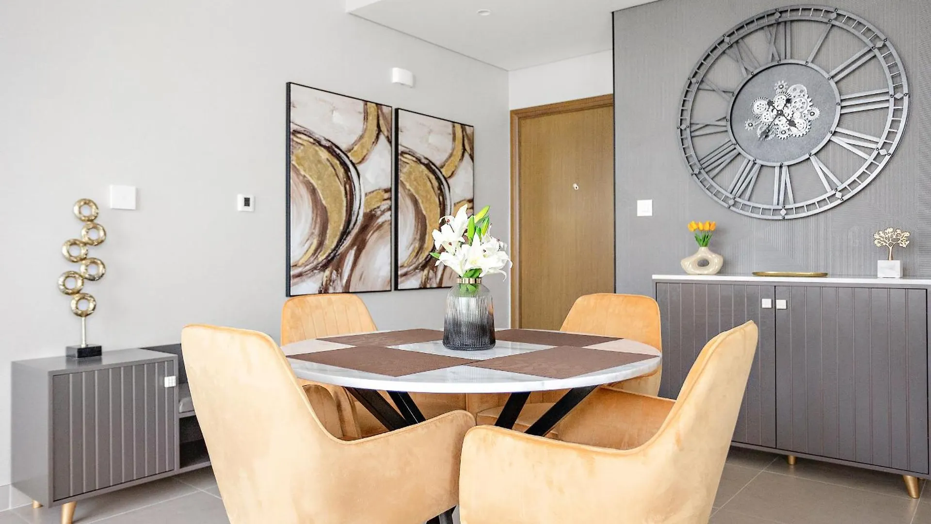 Refined & Welcoming 2Bdr In Forte Downtown-34 location